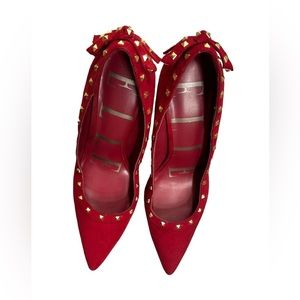 ELLE Elkairired Vegan Suede Pumps